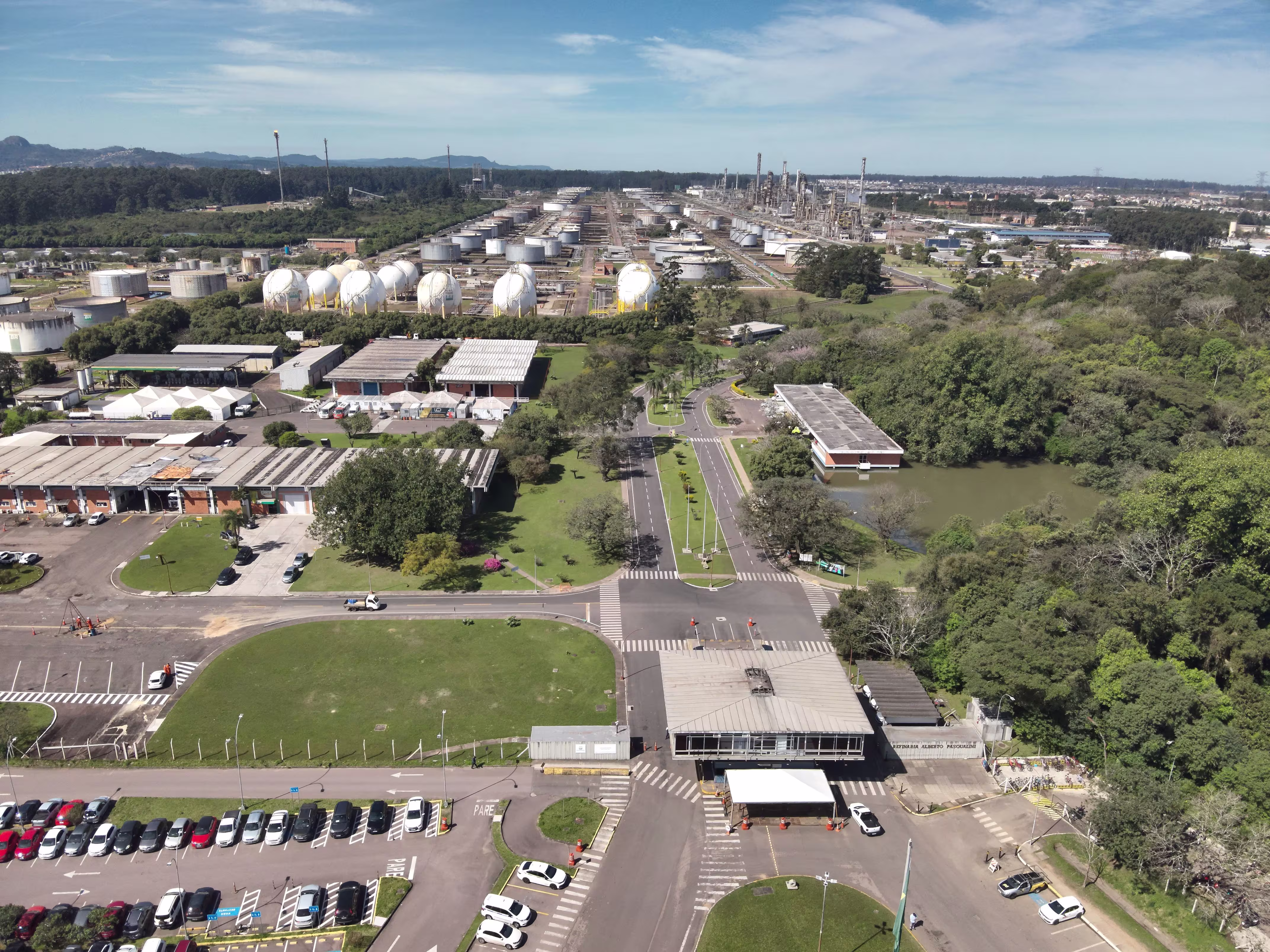 Refinaria Alberto Pasqualini da Petrobras em Canoas
