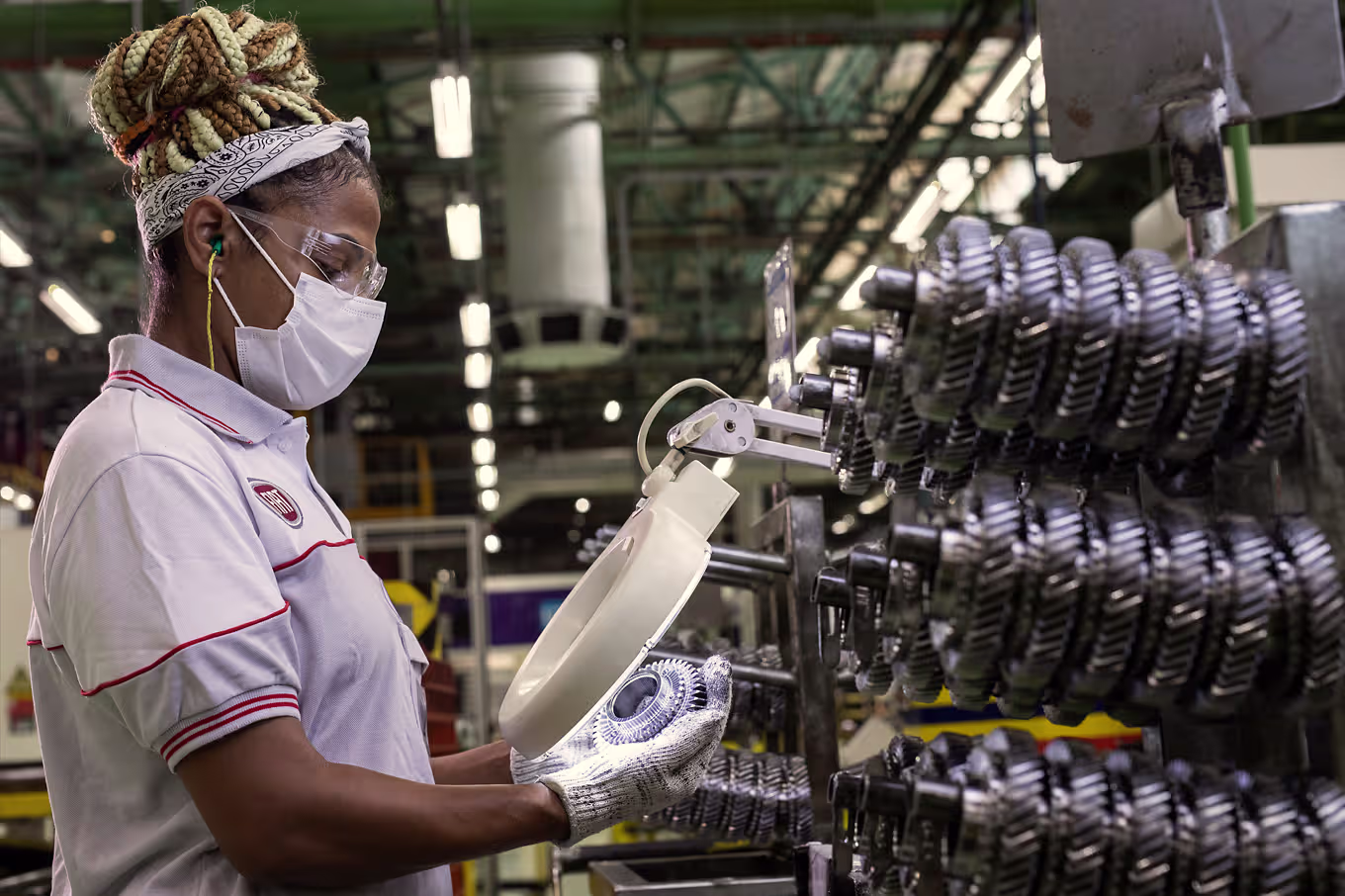 Stellantis anuncia 200 novas vagas no Brasil: convocação de 30/03, saiba onde