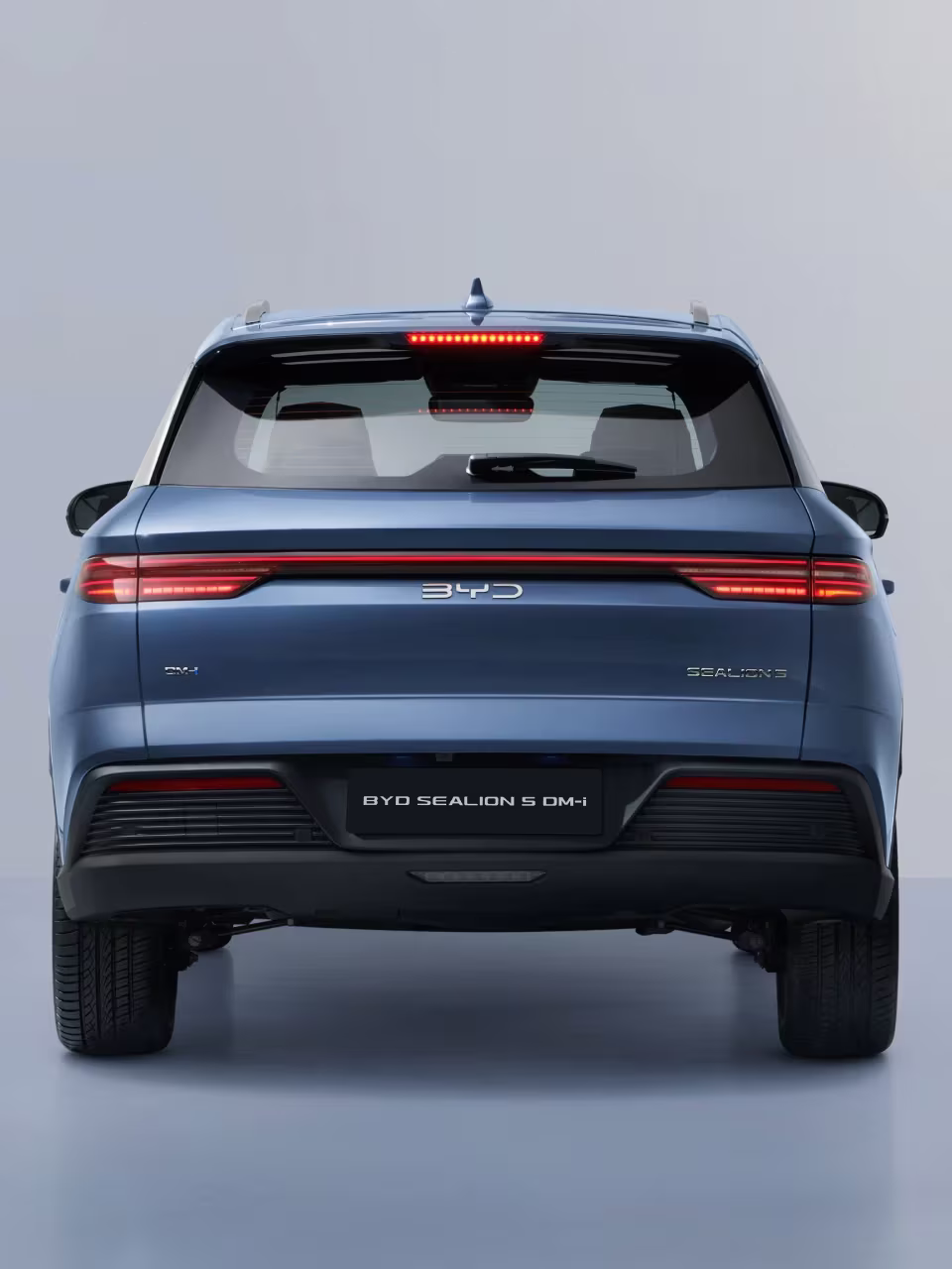 BYD Sealion 05 Lateral