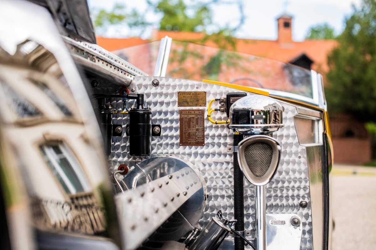 Bugatti Type 57 Grand Raid Usine 1934 em imagem oficial