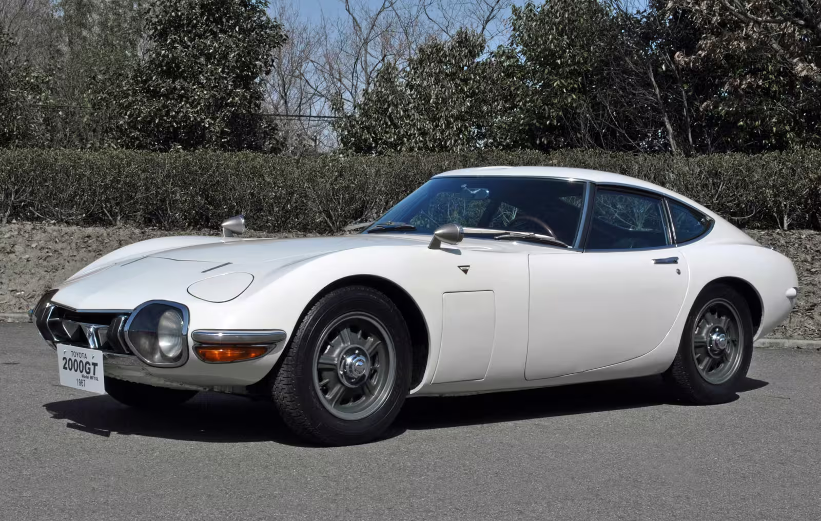 Toyota 2000GT 1967 em imagem oficial 4