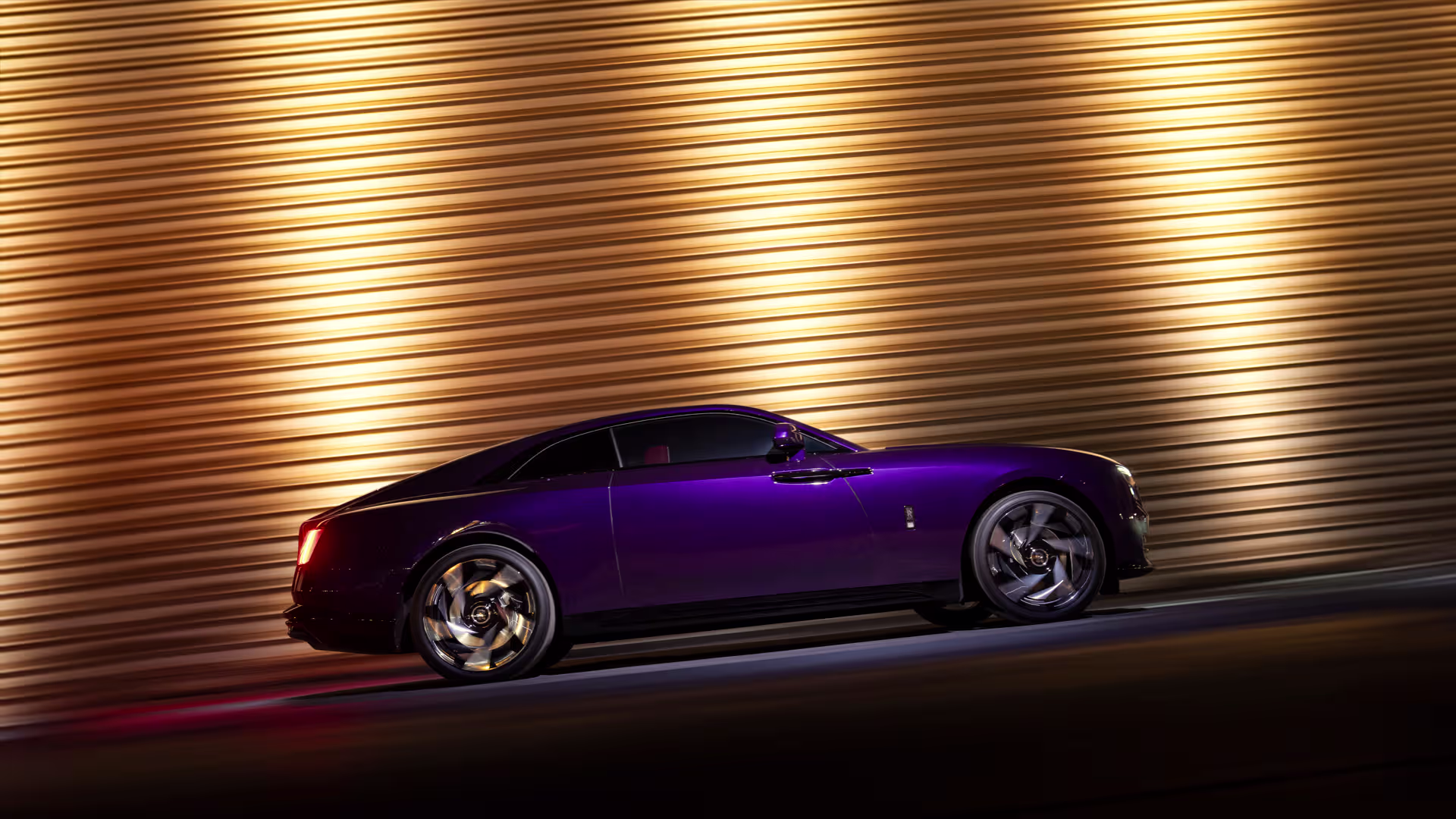 Imagem final do Rolls-Royce Black Badge Spectre