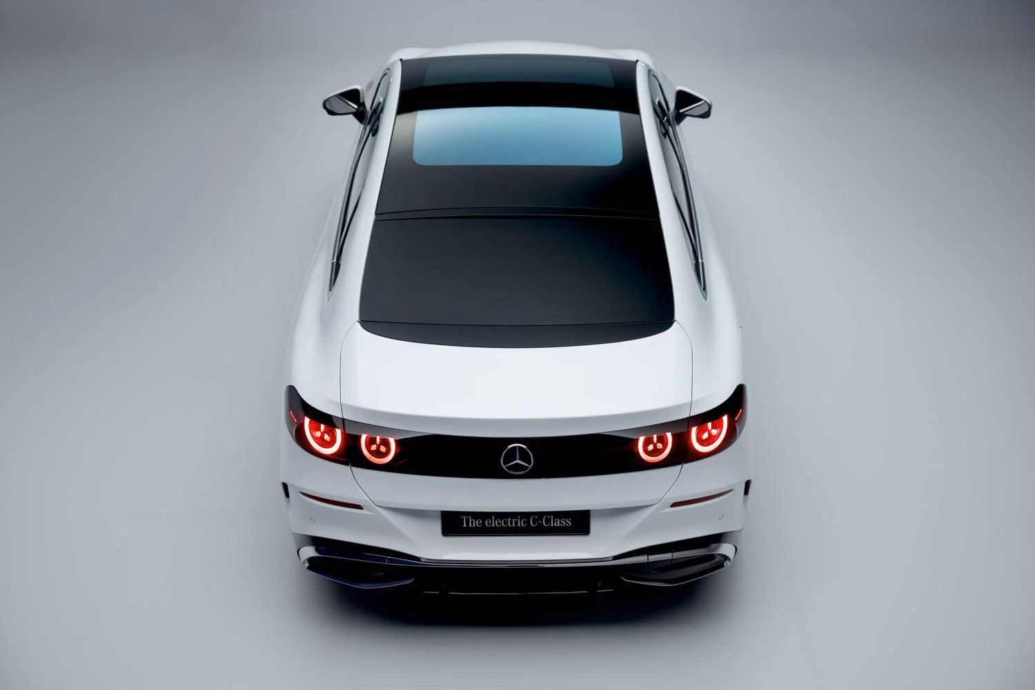 Traseira do novo Mercedes Classe C elétrico
