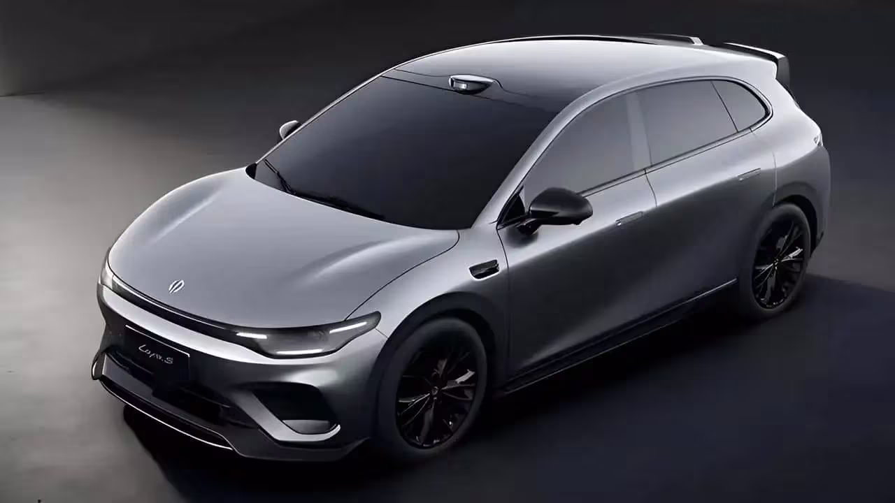 Leapmotor B05 visto de lado