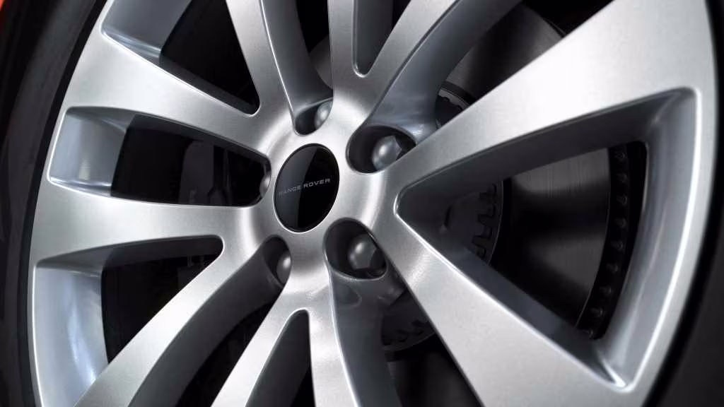 Range Rover Sport Twenty Edition em imagem oficial 7