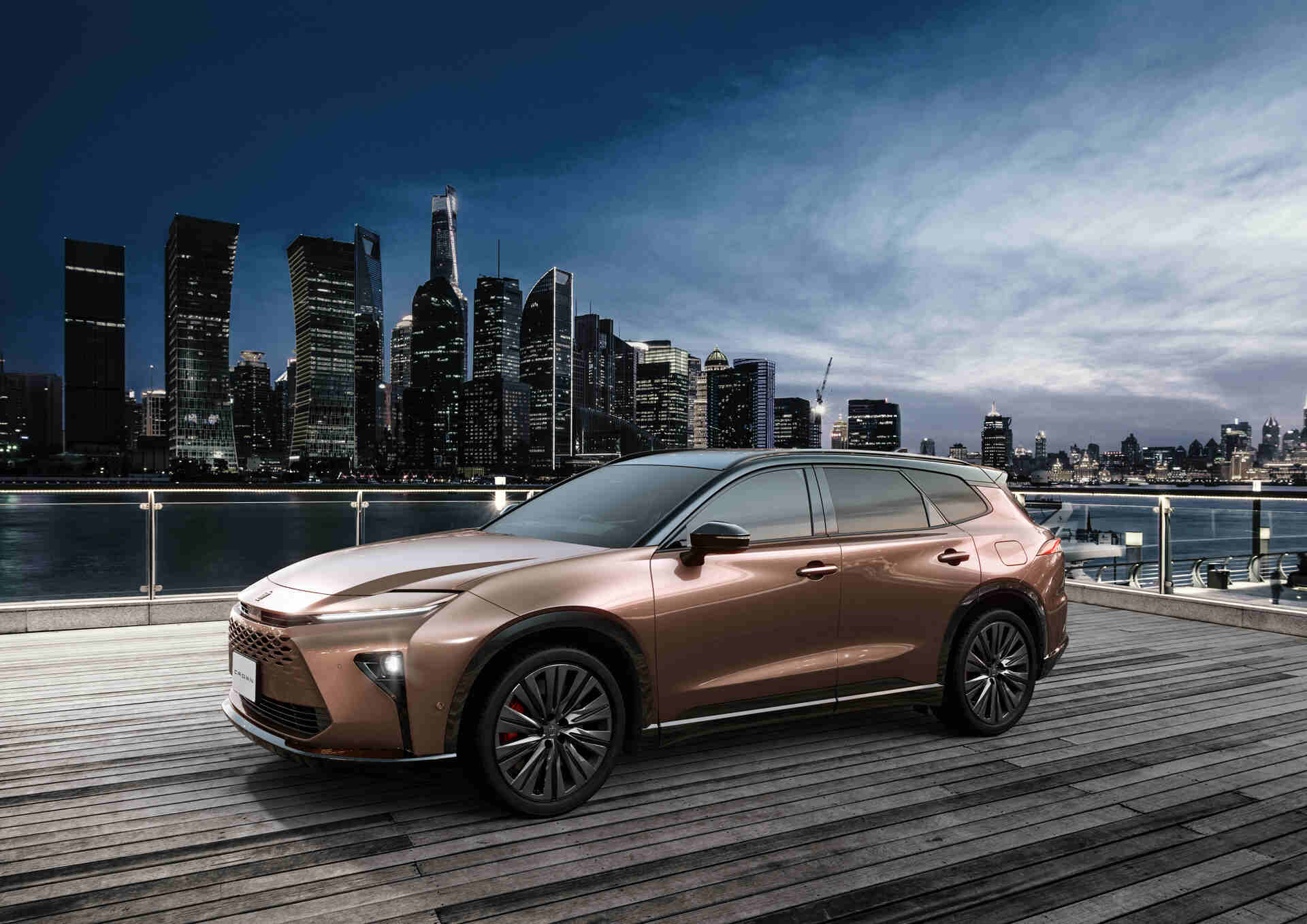 Toyota Crown Estate à noite