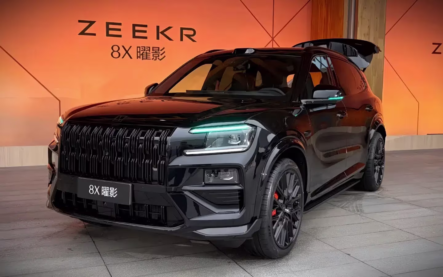 Zeekr 8X detalhes premium