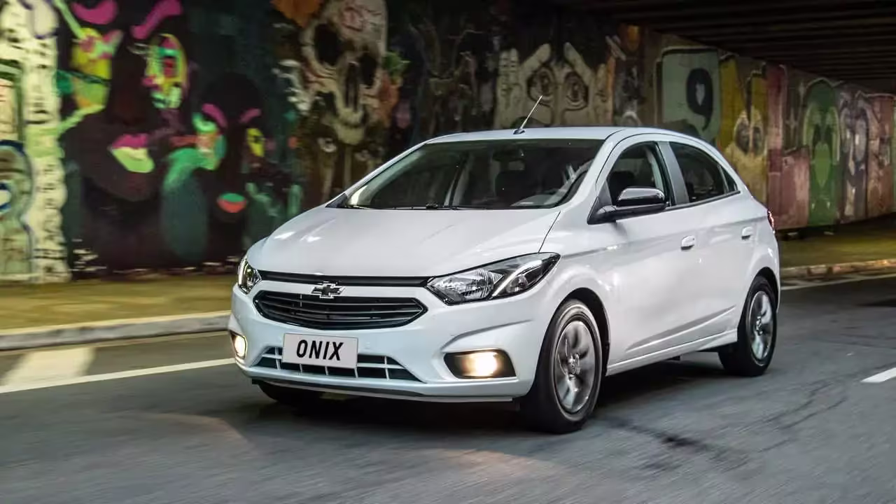5 carros usados até R$ 40 mil para comprar em 2026 com foco em confiabilidade