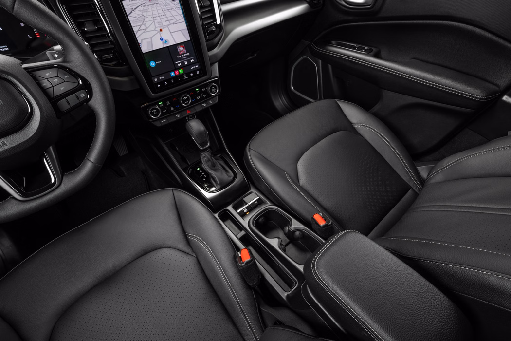Bancos e console da Fiat Toro 2027
