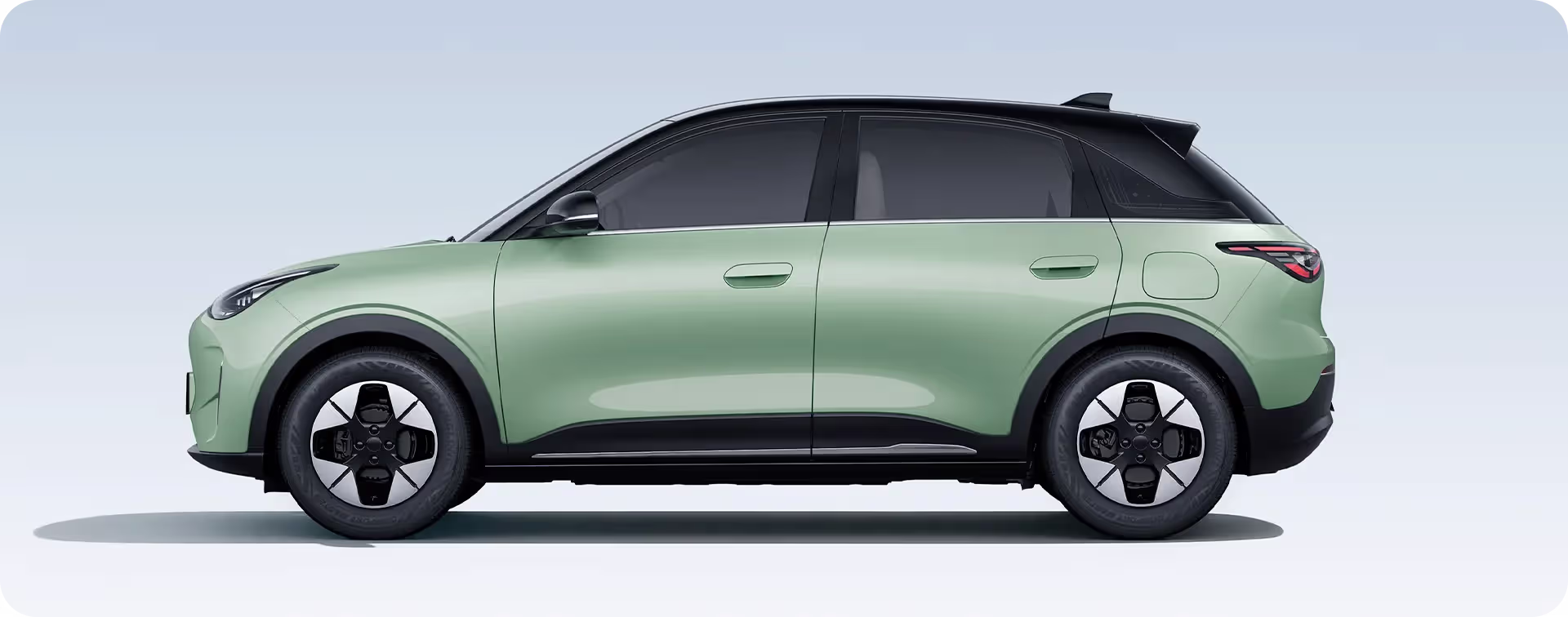 Geely EX2 vista lateral