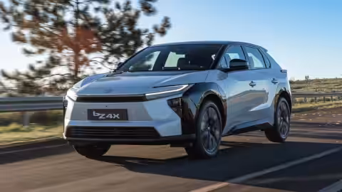 Toyota bZ4X estreia no Brasil por R$ 419.990 como primeiro elétrico da marca no país