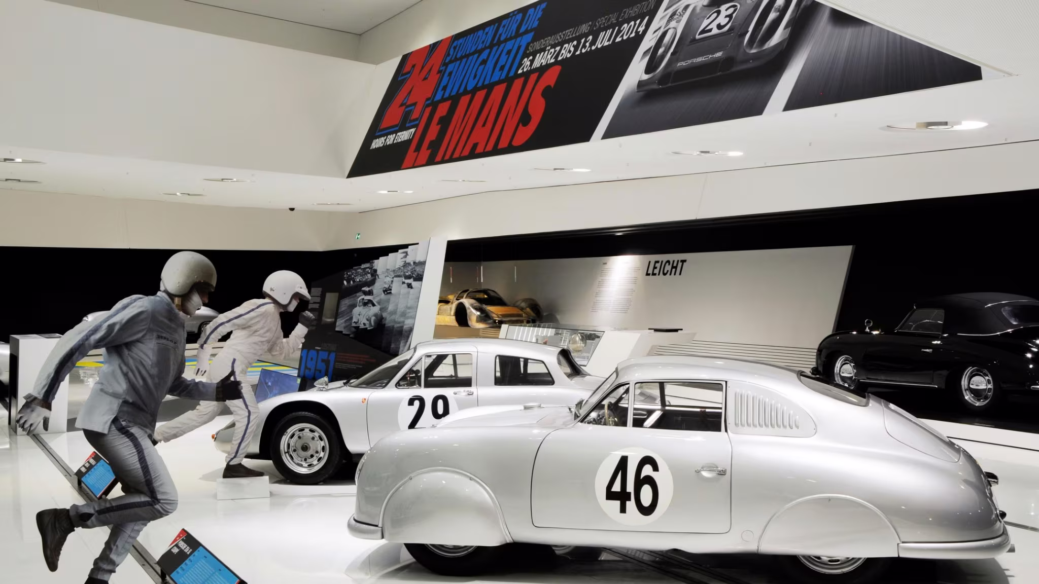 Porsche 356 SL em exposição no museu da Porsche