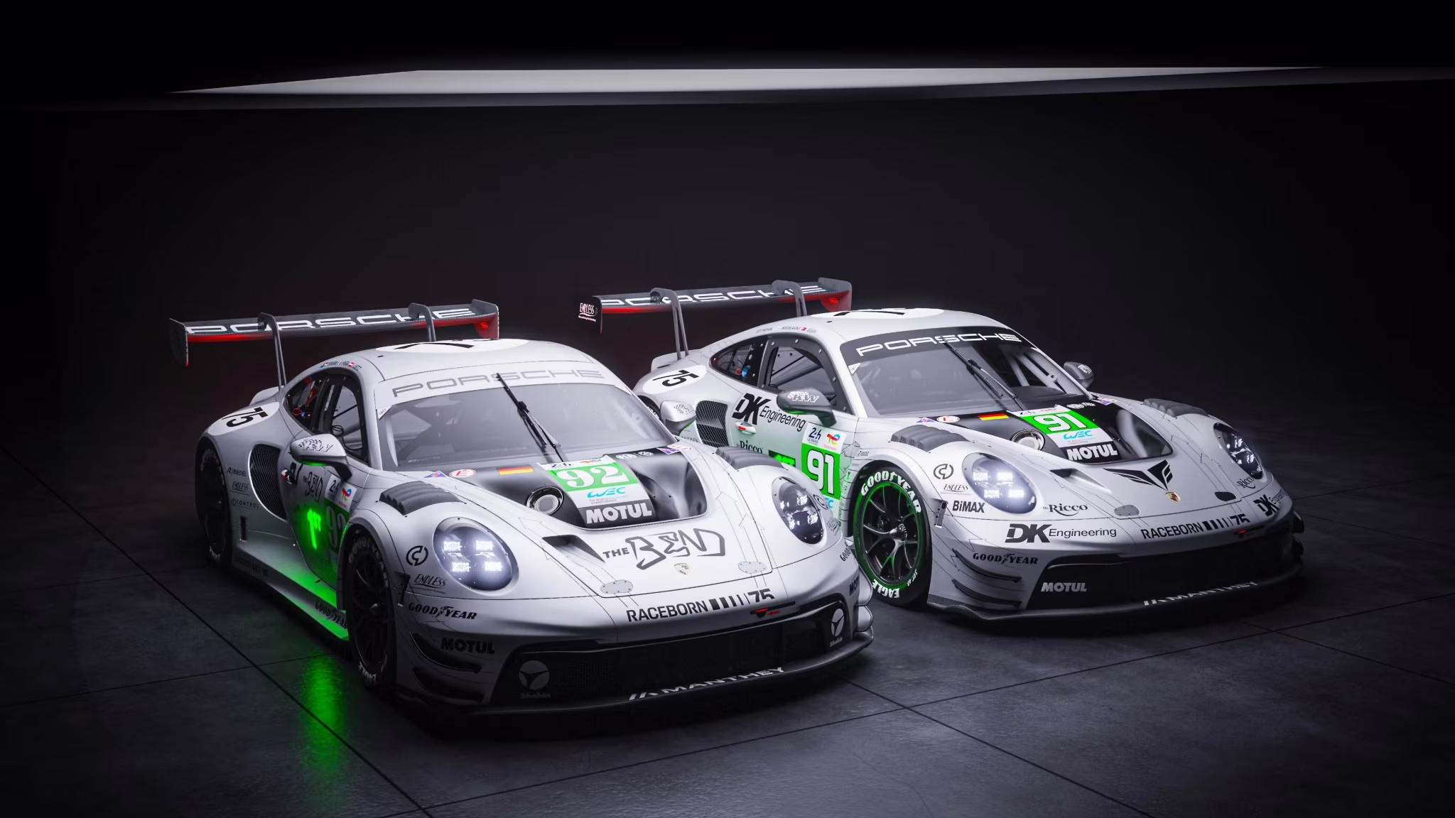 Porsche 911 GT3 R da Manthey em pintura prata inspirada no 356 SL de 1951