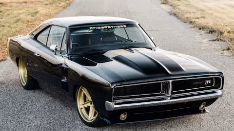 Você sabe o que é restomod? Clássicos ganham tecnologia moderna e viram carros de alta performance