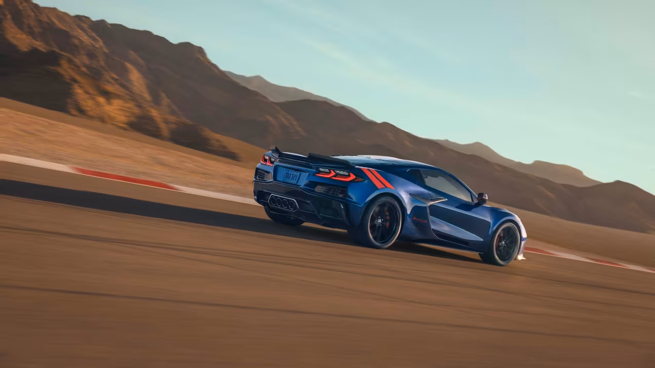Chevrolet Corvette 2027 terá três V8 e até 1.250 hp em nova fase do small-block